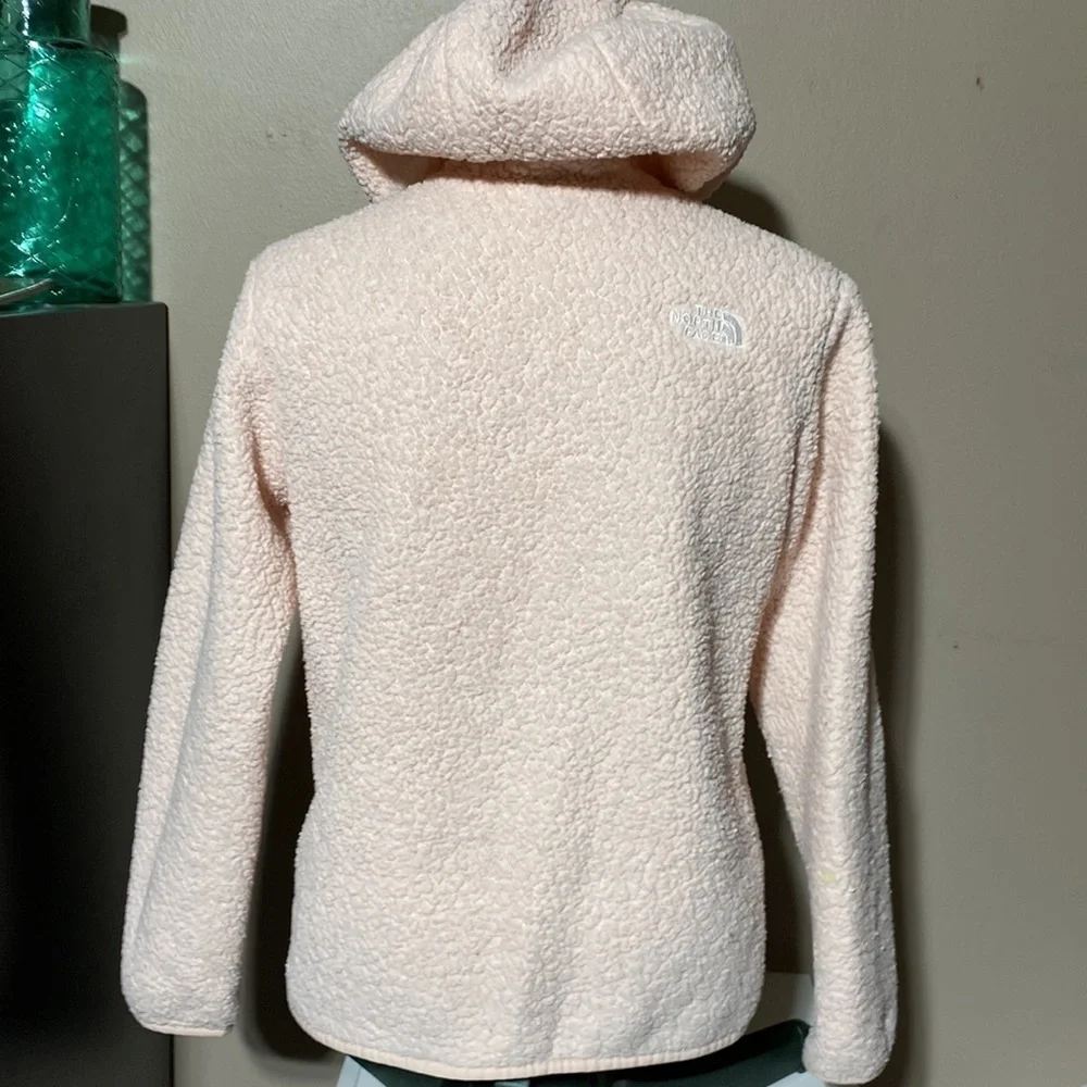 THE NORTH FACE Girls Faux Fur Fuzzy Hooded Jacket - Picture 5 of 7